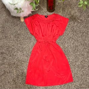 Mossimo Fit & Flare Dress Size Medium Red
Short Sleeve Round Neck